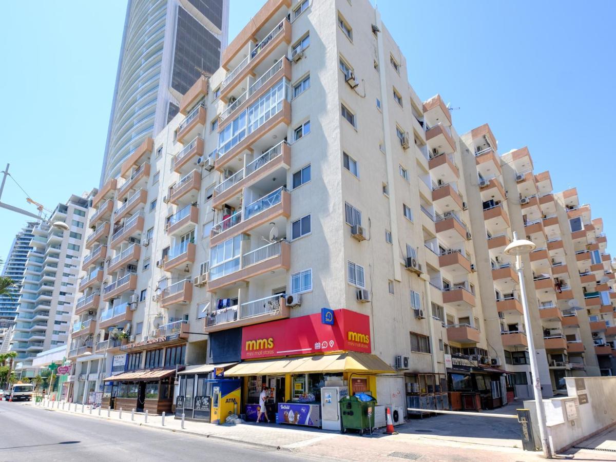 Sanders Kanika Sea Forum - Adorable 2-Bedroom Apartment With Sea View Лимасол Экстерьер фото